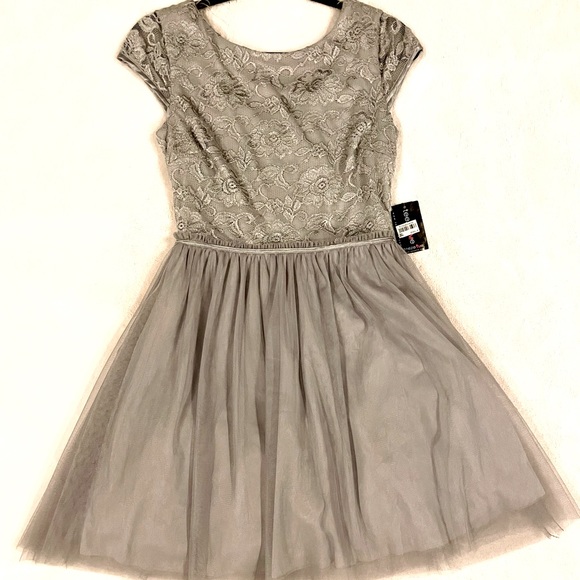 Grey Lace Tulle Dress (sz 6) - Picture 1 of 4